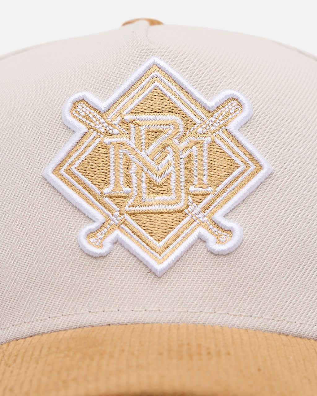 New Era Milwaukee Brewers 'Honey Pot' 9FORTY A-Frame Snapback Stone/Wheat