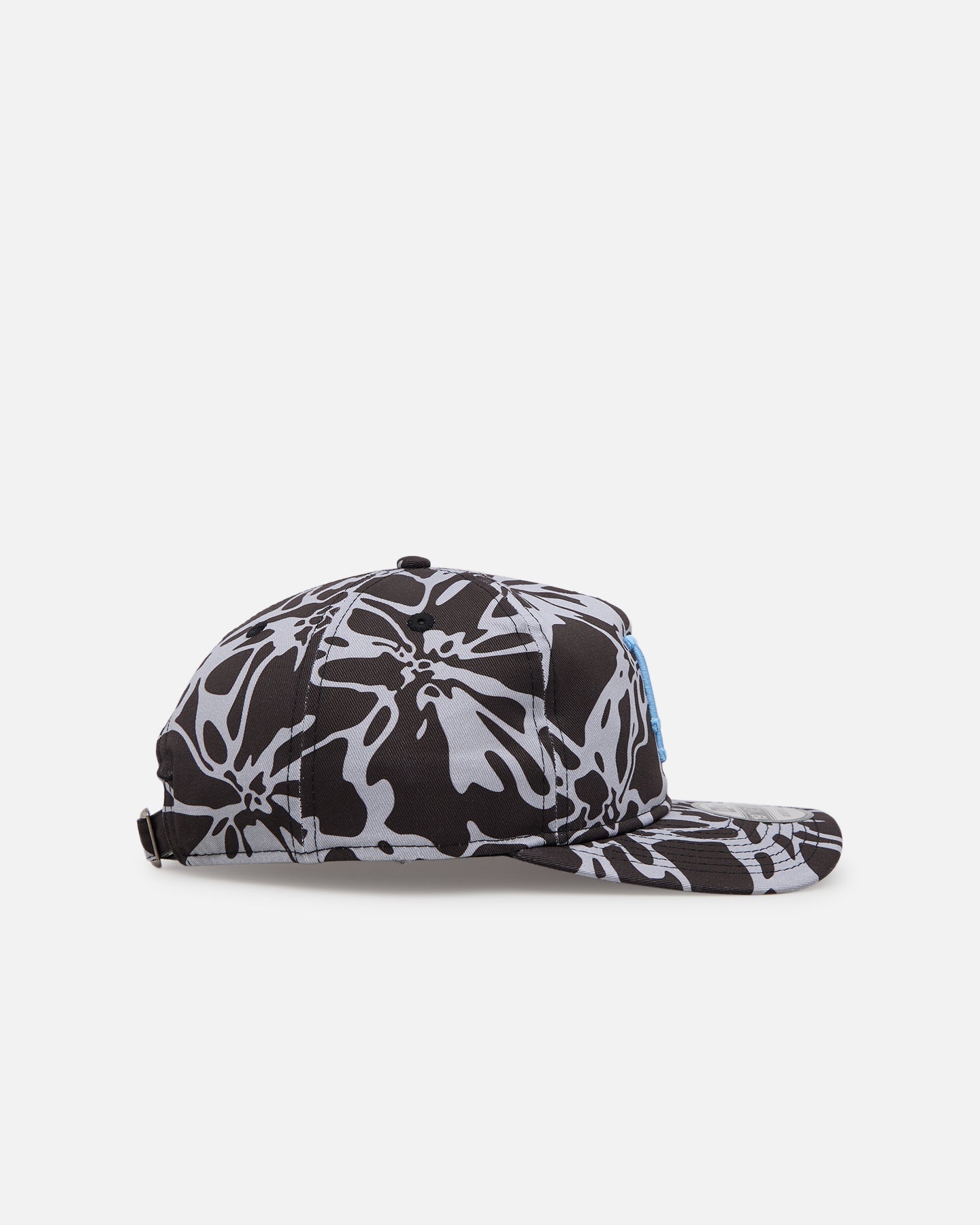 New Era Los Angeles Dodgers 'Brushed Cotton' 19TWENTY Strapback Black/Light Blue