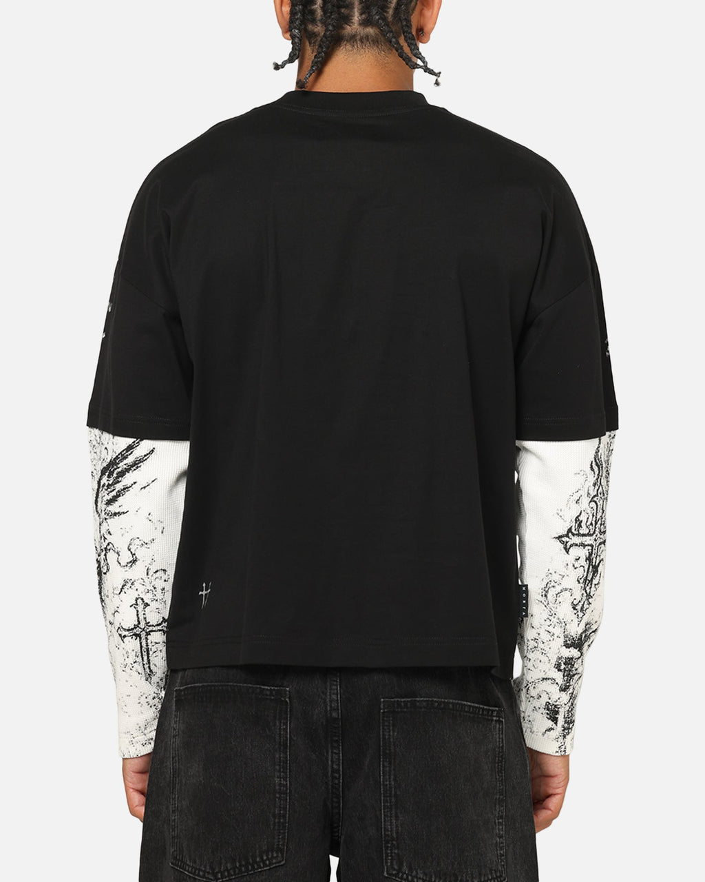 Saint Morta Crossbearer Layer Long Sleeve T-Shirt Vintage Black