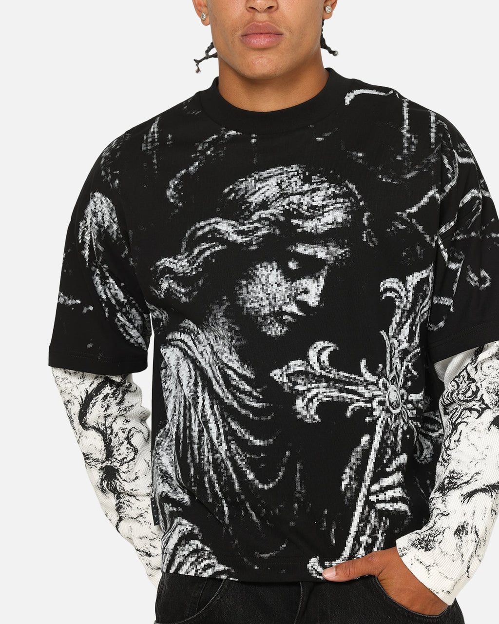 Saint Morta Crossbearer Layer Long Sleeve T-Shirt Vintage Black