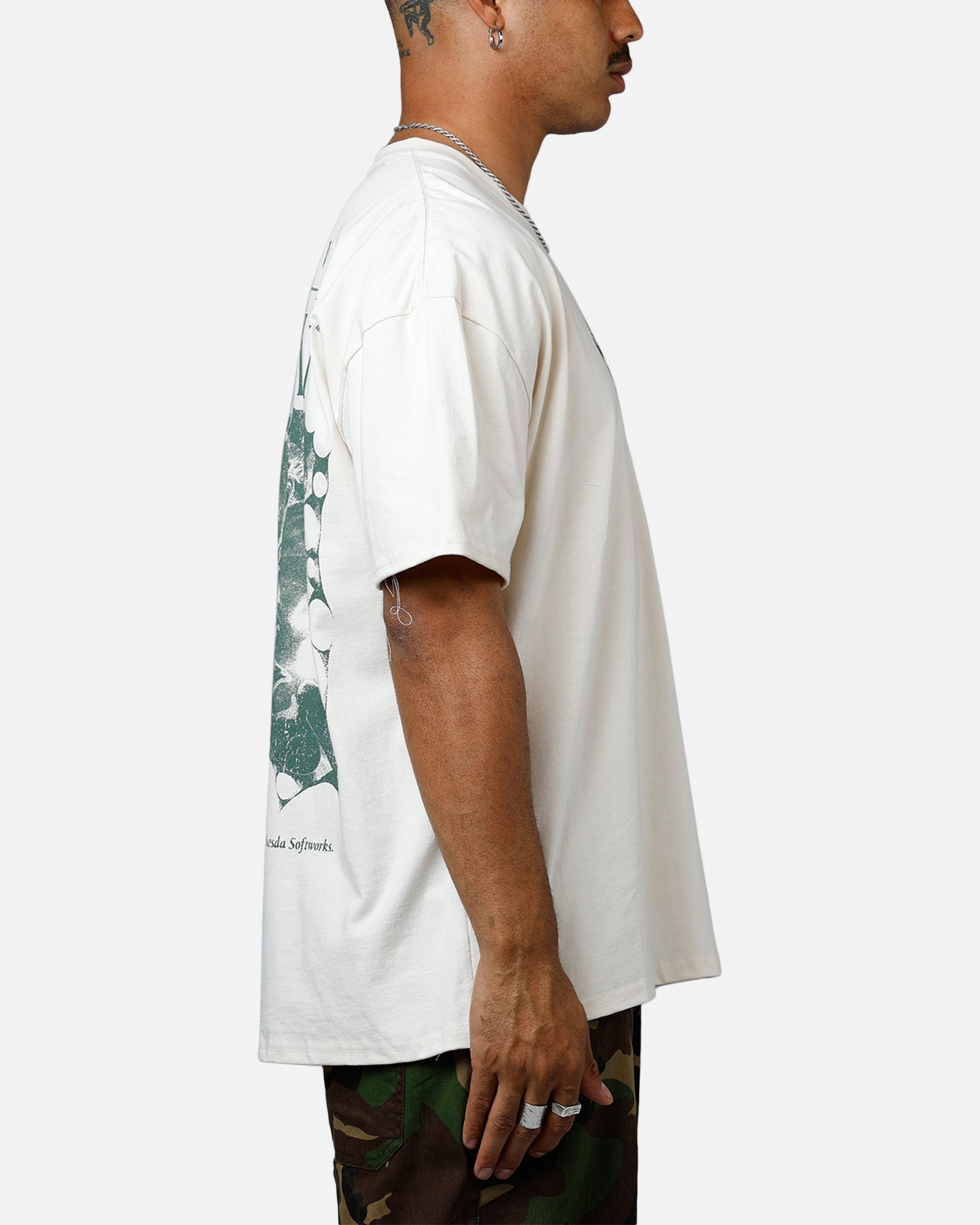 73Studio X The Elder Scrolls V: Skyrim Vintage T-Shirt Off White