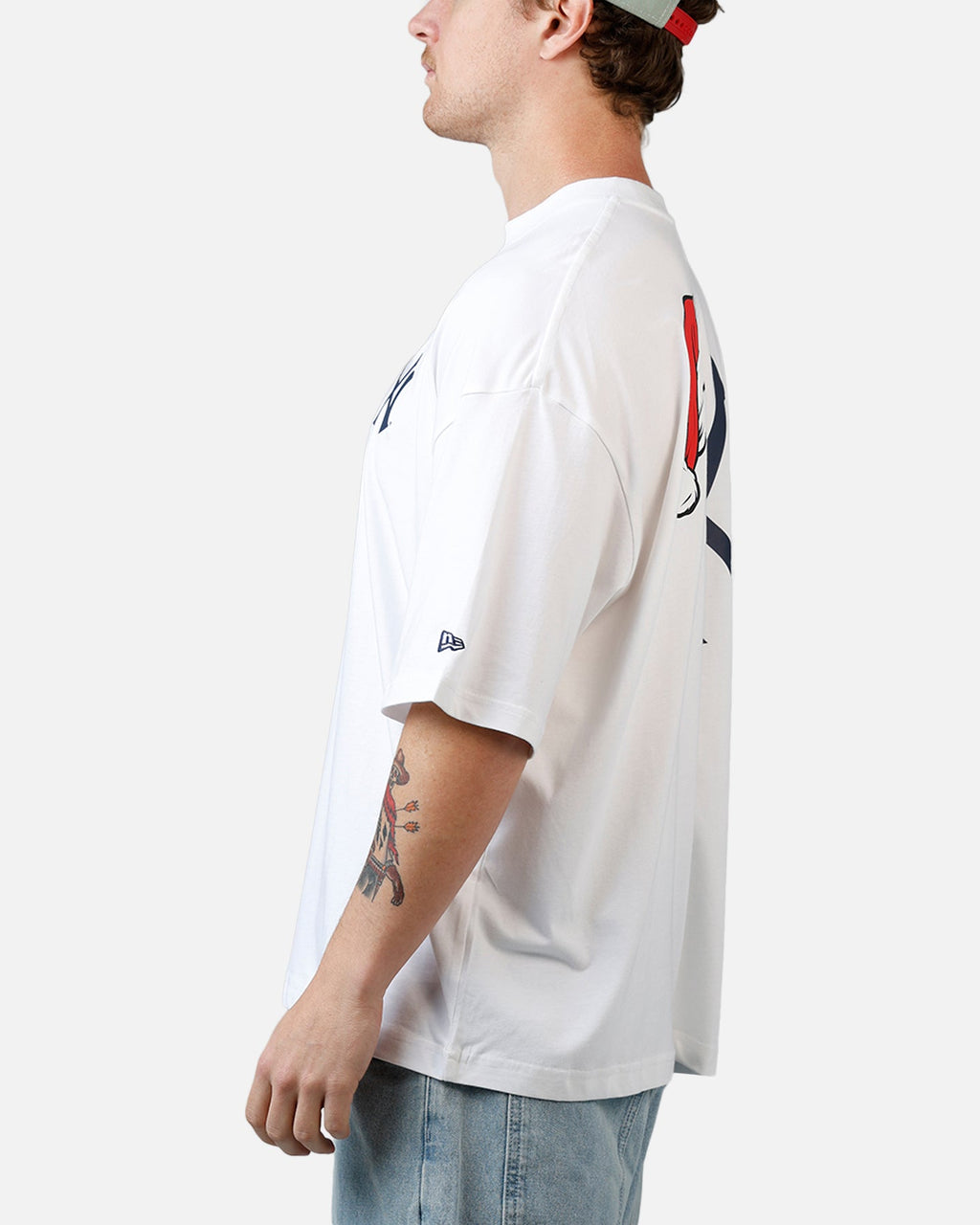 New Era New York Yankees 'All I Want For Christmas' Santa T-Shirt White