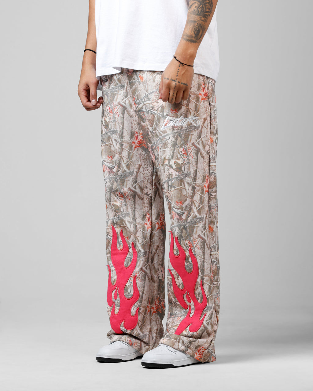Loiter Inferno Sweatpants Real Tree Camo