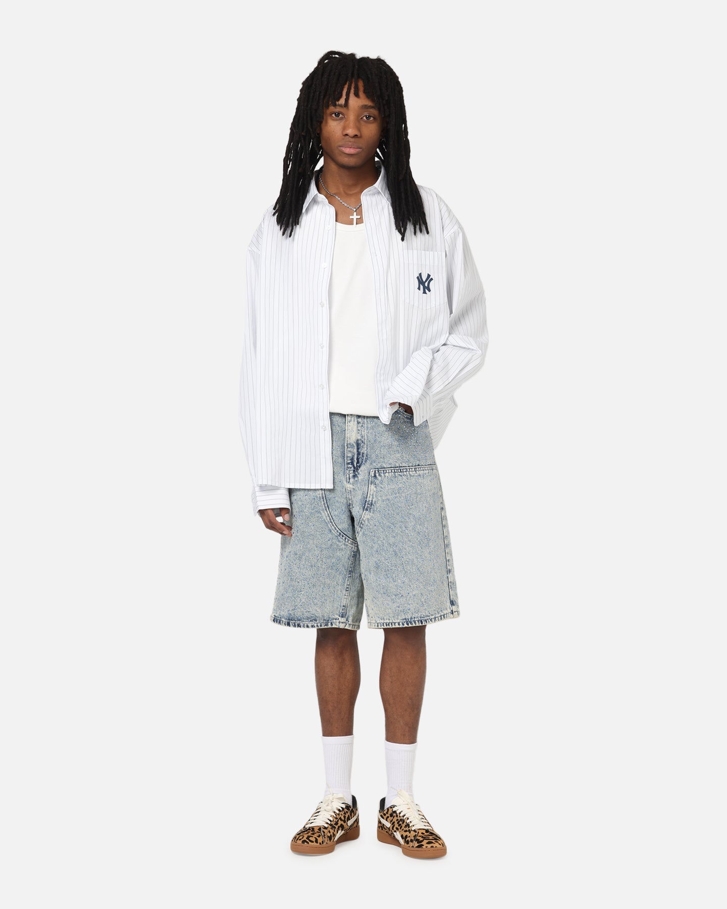 XXIII Diamond Buckle Back Jorts Blue Stonewash