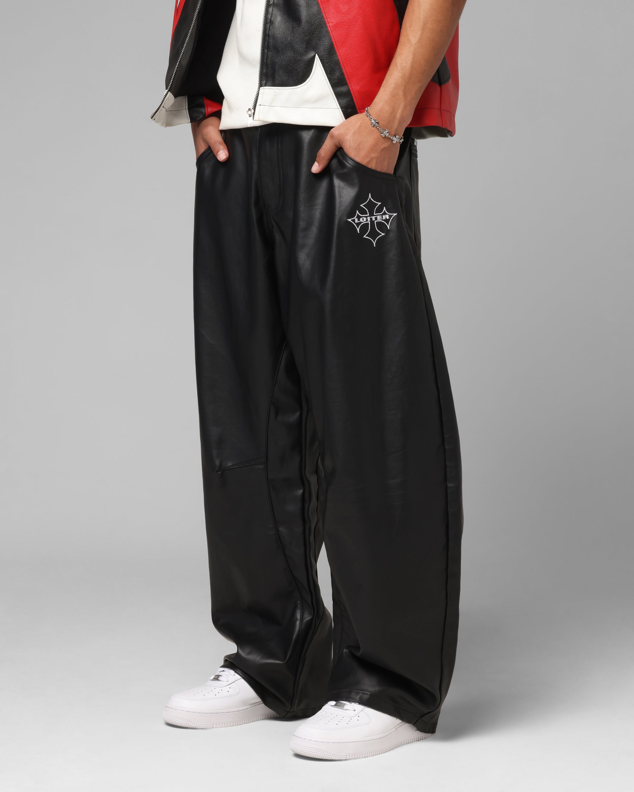 Loiter F-16 Balloon Jeans Black Wax