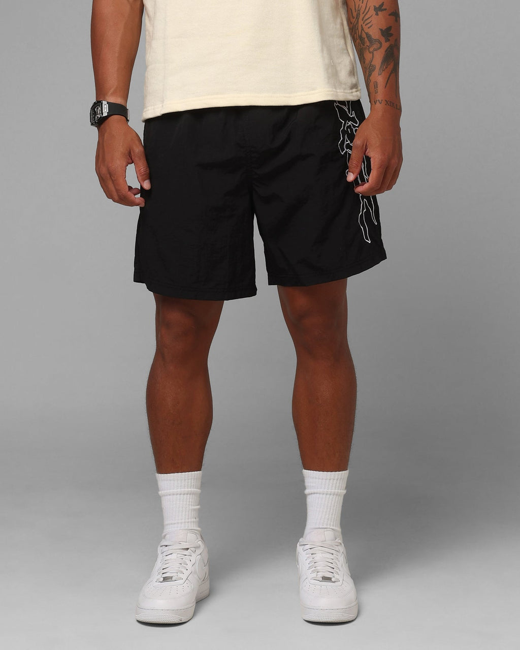 Loiter Walk Shorts Black