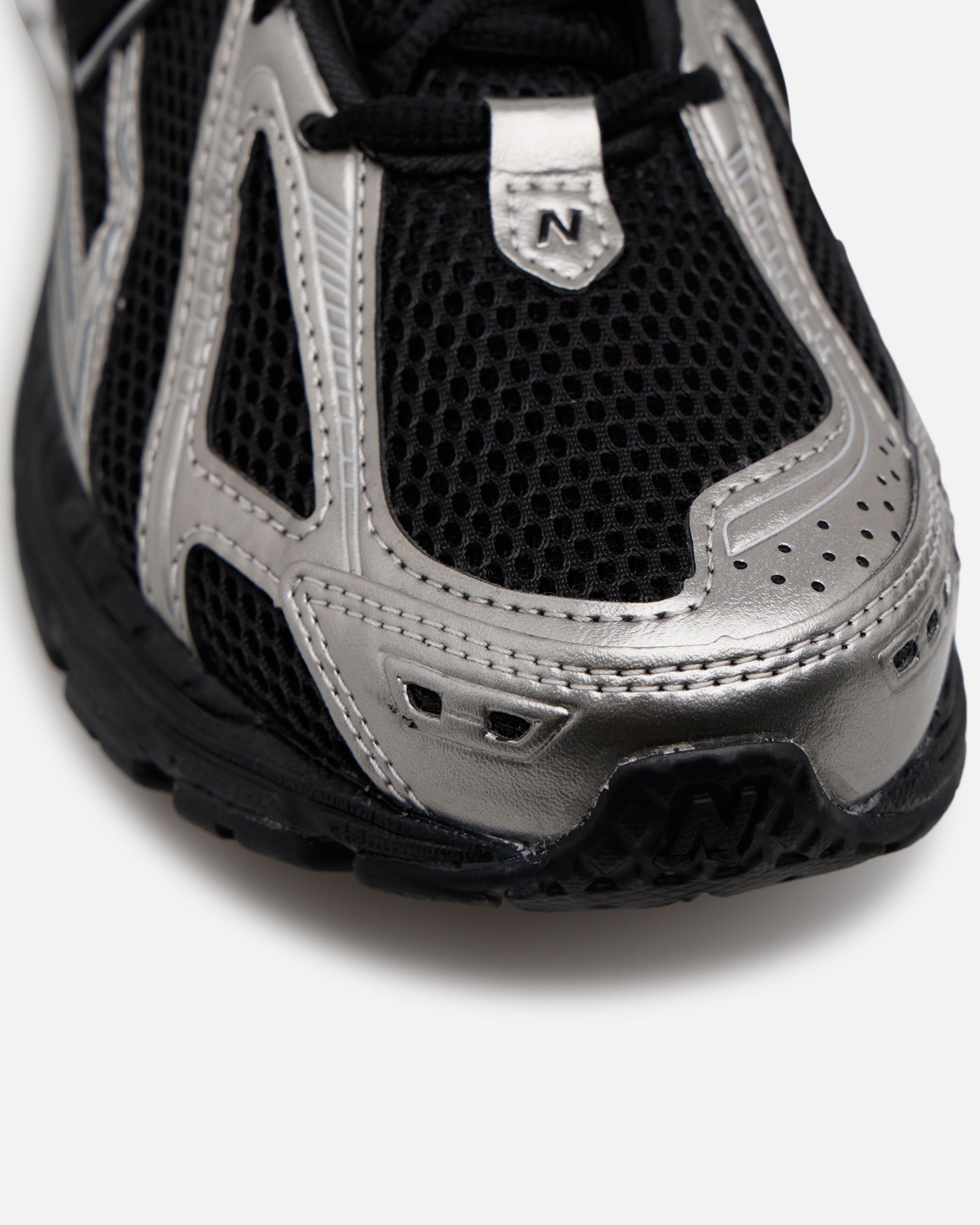 New Balance 1906R Black/Silver