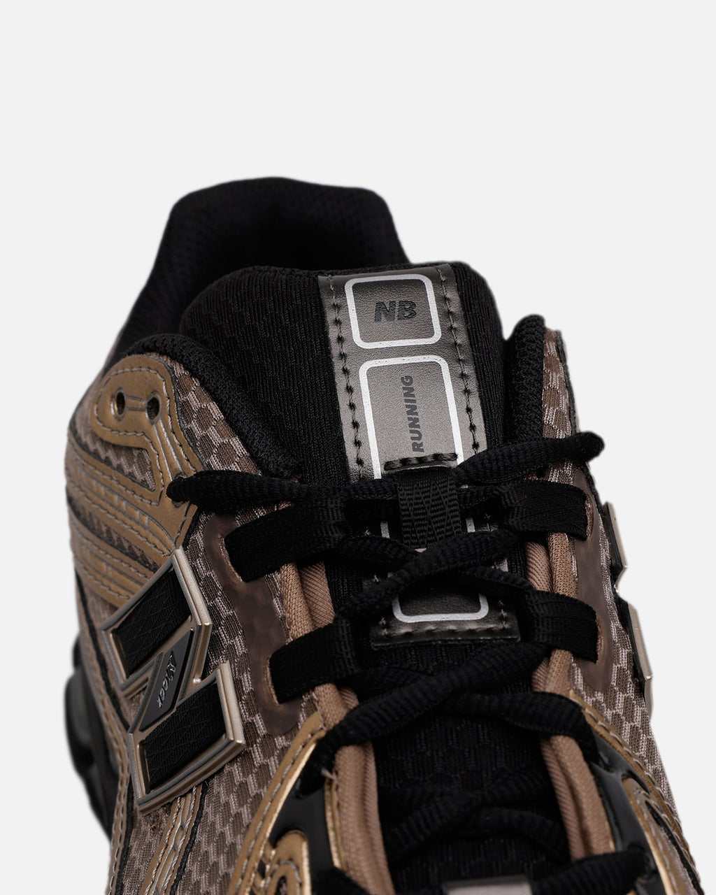 New Balance 1906R Mushroom